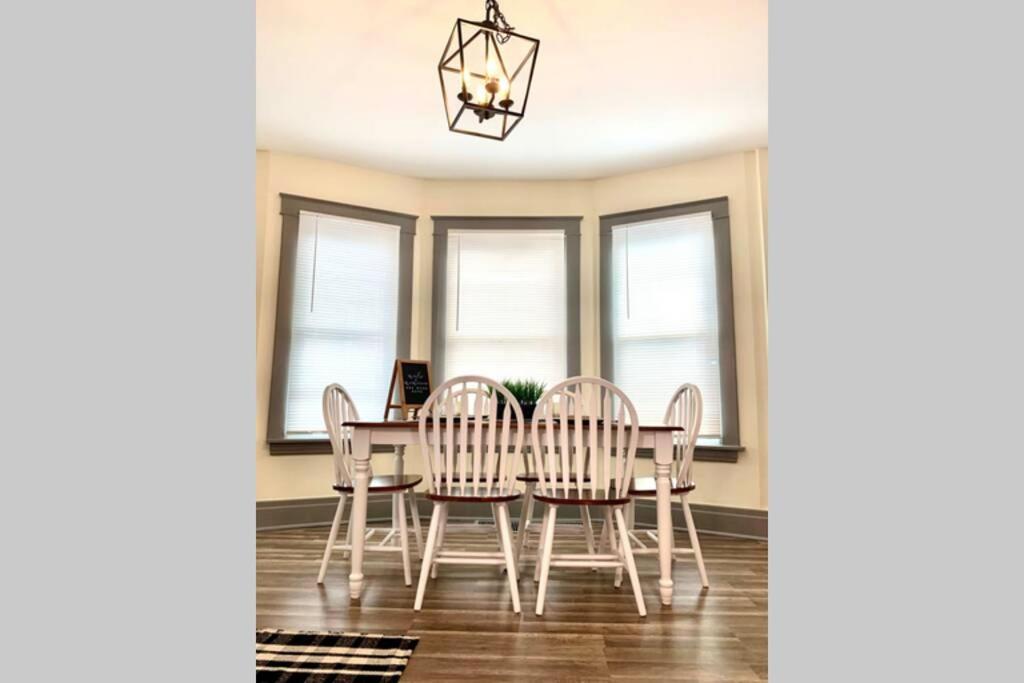 6Br Retreat-Great For Reunions And Getaways Minutes From Niagara Falls Extérieur photo