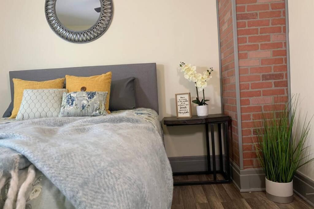 6Br Retreat-Great For Reunions And Getaways Minutes From Niagara Falls Extérieur photo